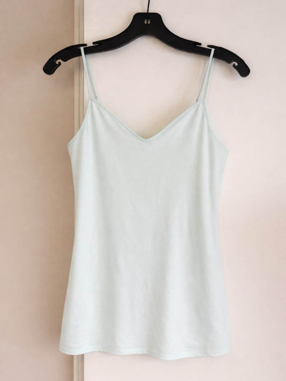 Hanro 100% Cotton Seamless V-Neck Camisole Luxury Basic NWT Large